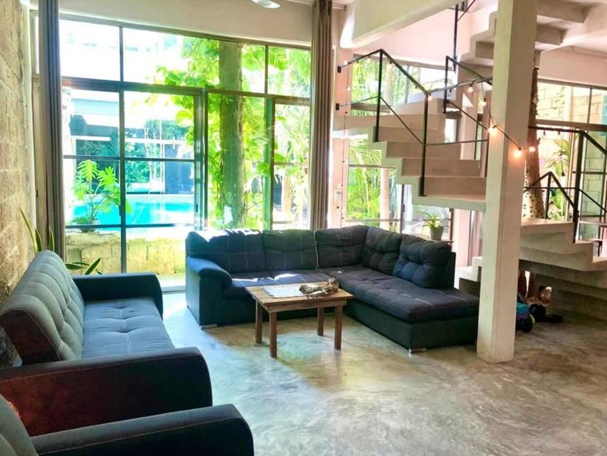 Remate de Propiedad con 7 habitaciones en el centro de Tulum