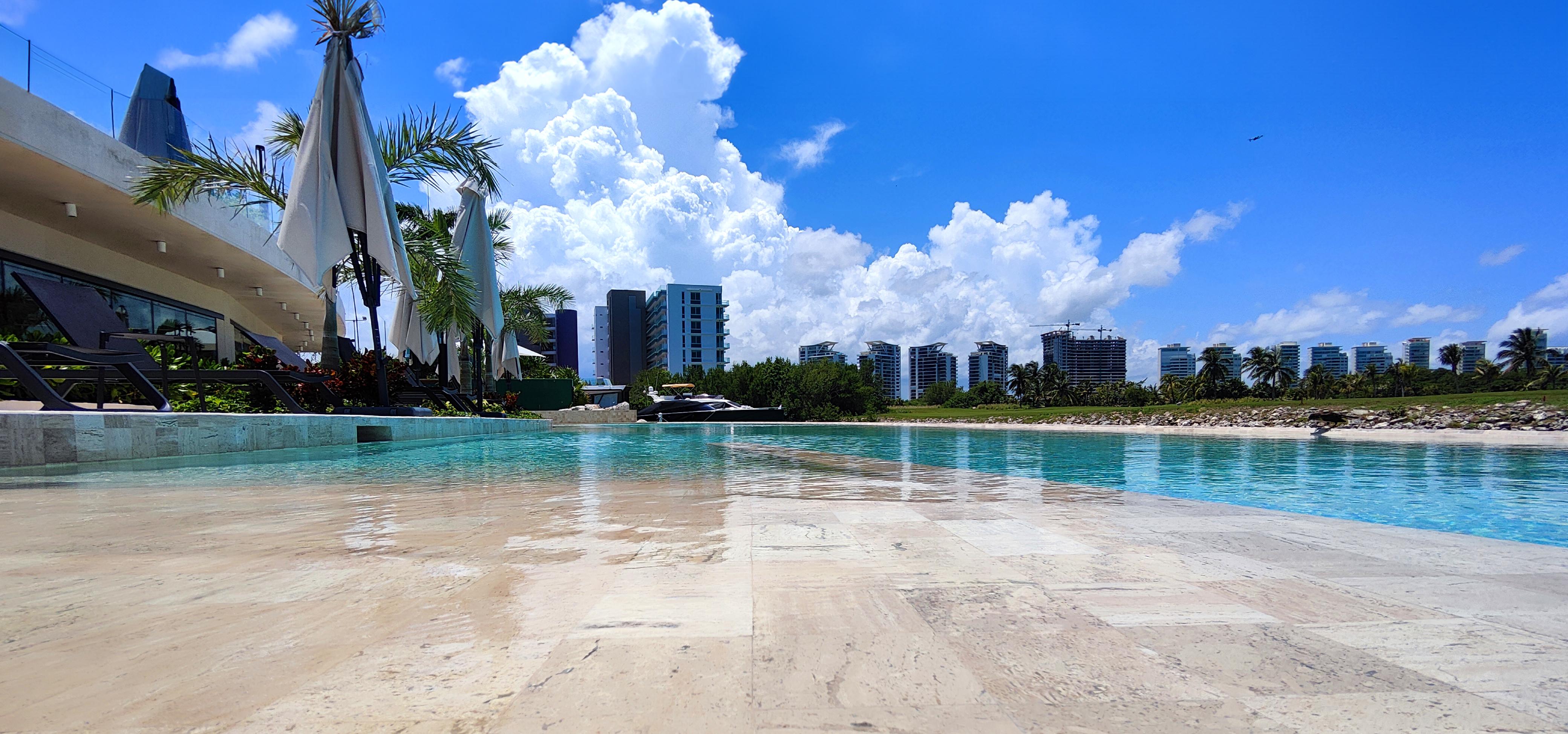 Departamento en Puerto Cancún de 4 recámaras