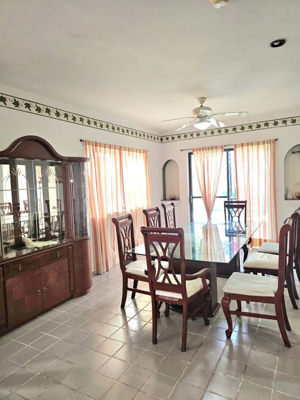 Residencia en venta Sm 2A a un paso de Puerto Cancún!