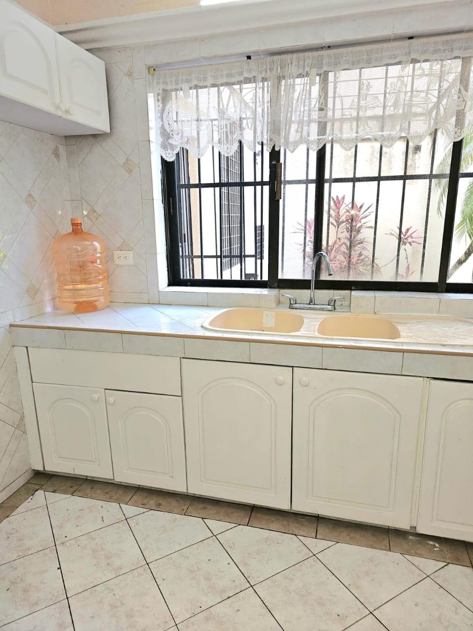 Residencia en venta Sm 2A a un paso de Puerto Cancún!