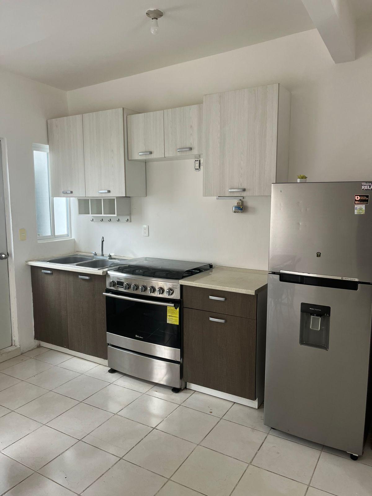 Renta departamento amueblado en Playa del Carmen!