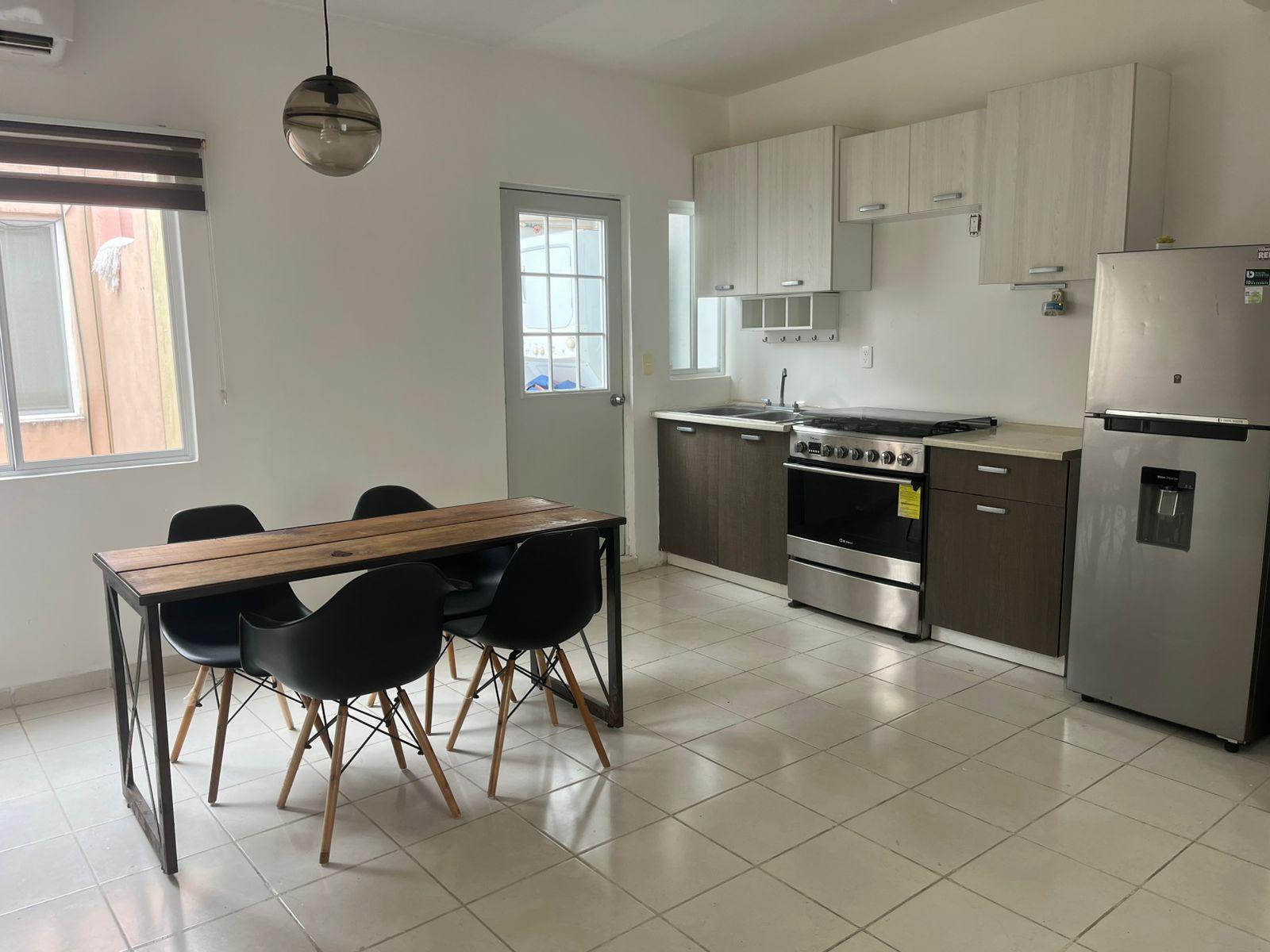 Renta departamento amueblado en Playa del Carmen!