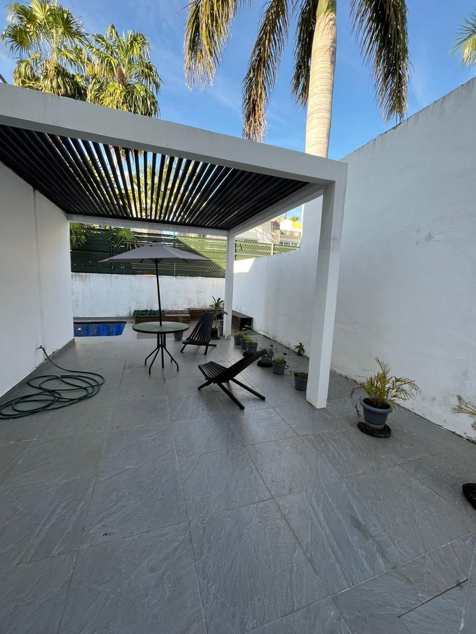 Casa excelente ubicación  uso comercial en Avenida Nichupte