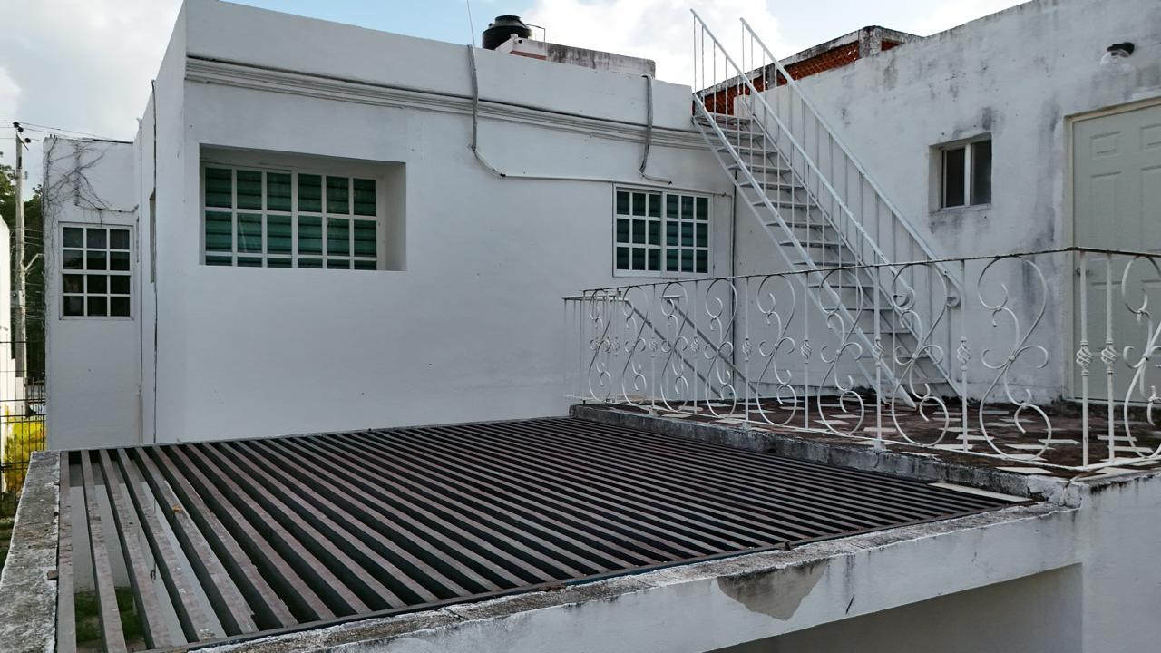 Casa excelente ubicación  uso comercial en Avenida Nichupte