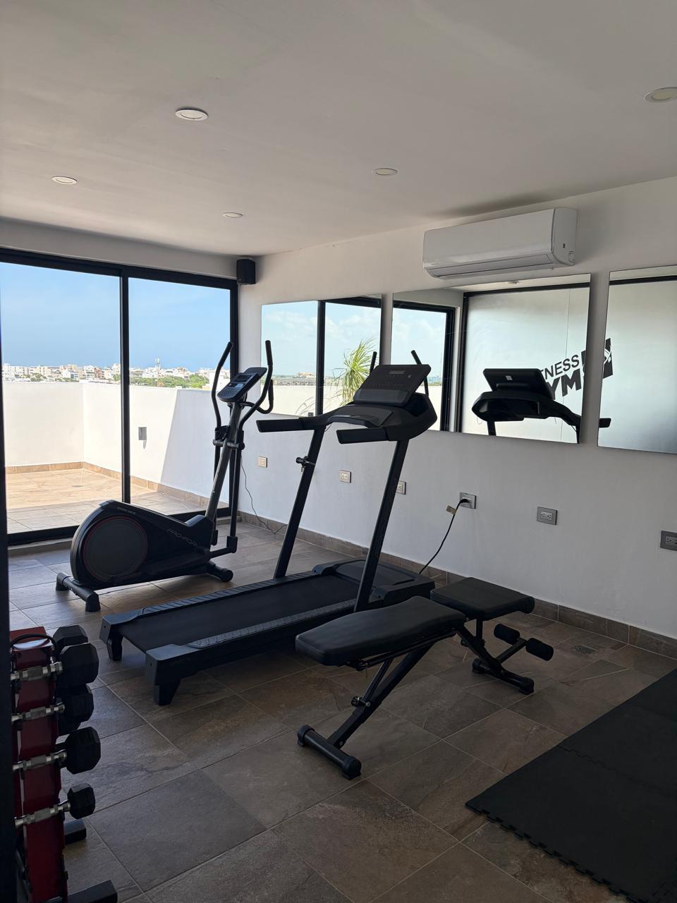 Rento estudio en PB a 1 km del muelle Av.Constituyentes Playa del Carmen